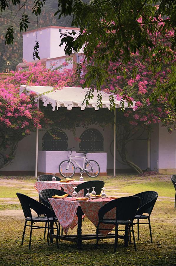 Mela Kothi - The Chambal Safari Lodge Bāh المظهر الخارجي الصورة