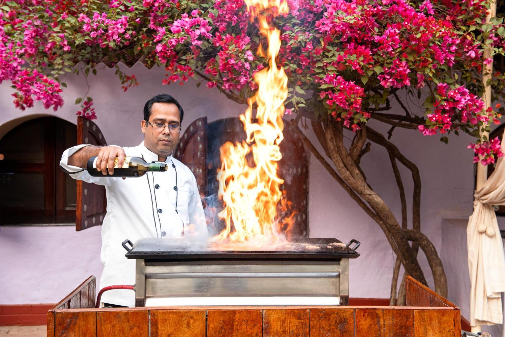 Mela Kothi - The Chambal Safari Lodge Bāh المظهر الخارجي الصورة